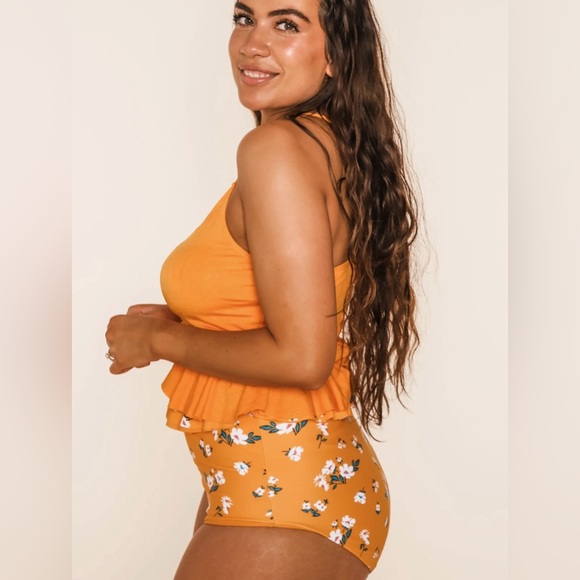 NWT! Coral Reef Swim Bora Top in Mango Ruffled Women's Swim top size small - Picture 3 of 11